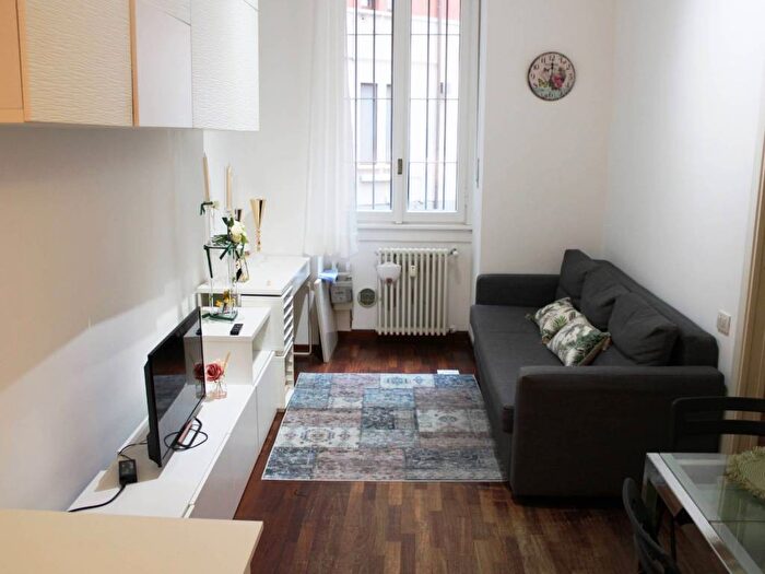 Appartamento bilocale in affitto in Via Bartolomeo Eustachi, Morgagni, Milano