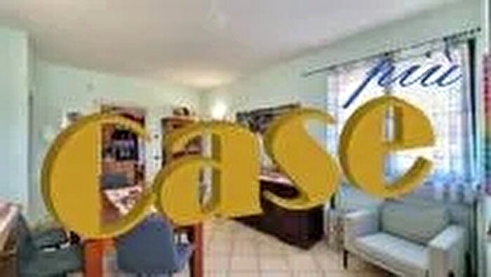 Casa con 10 locali in vendita in Massarosa