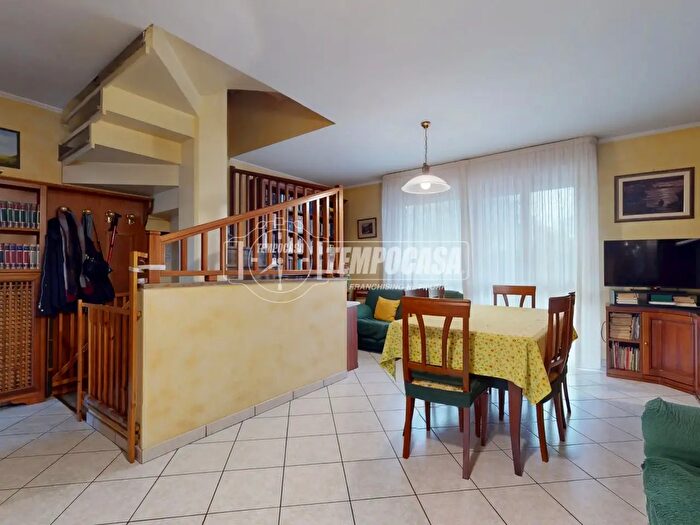 Casa con 5 locali in vendita in Via Tevere, Rivoli