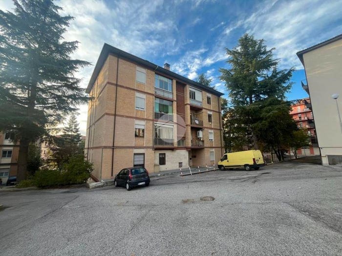 Appartamento trilocale in affitto in Via camillo de meis, Torretta Torrione, L'Aquila
