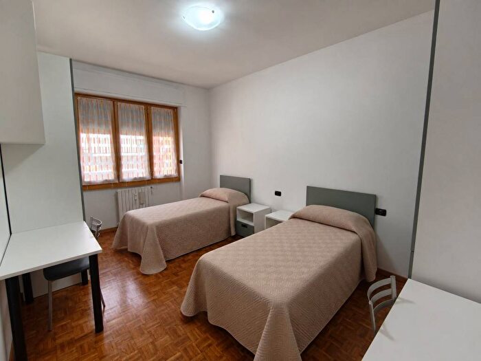 Appartamento trilocale in affitto in Via Carolina Invernizio, Vialba, Milano