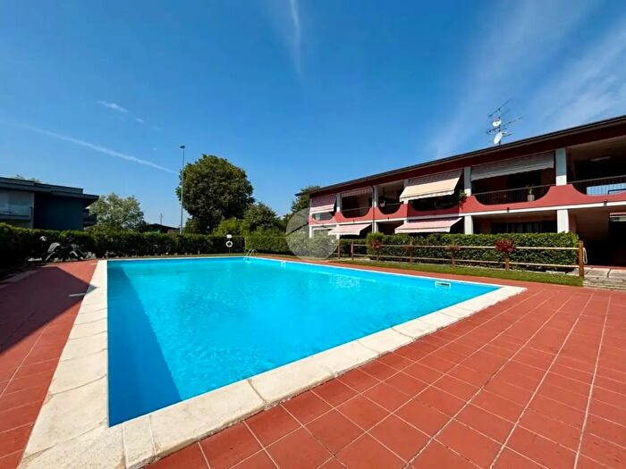 Appartamento bilocale in vendita in Via Colli Storici, Desenzano Del Garda