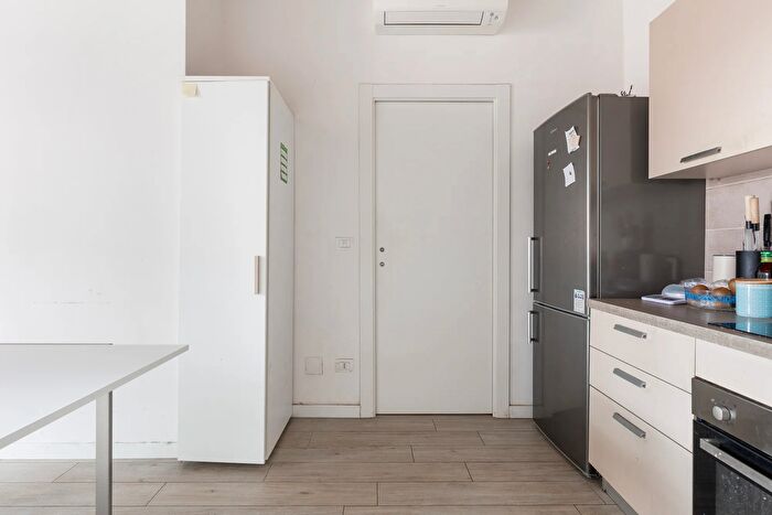 Appartamento trilocale in vendita in Vicolo Bolognetti Bologna, Bologna