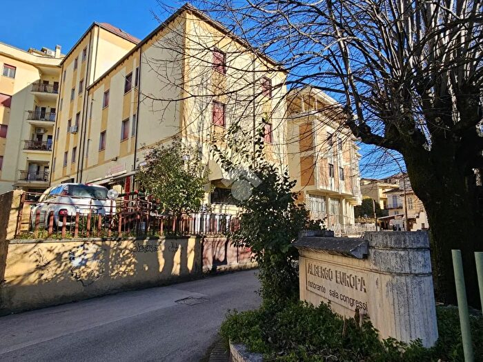 Appartamento trilocale in vendita in Via Nuova Fonte, Fiuggi