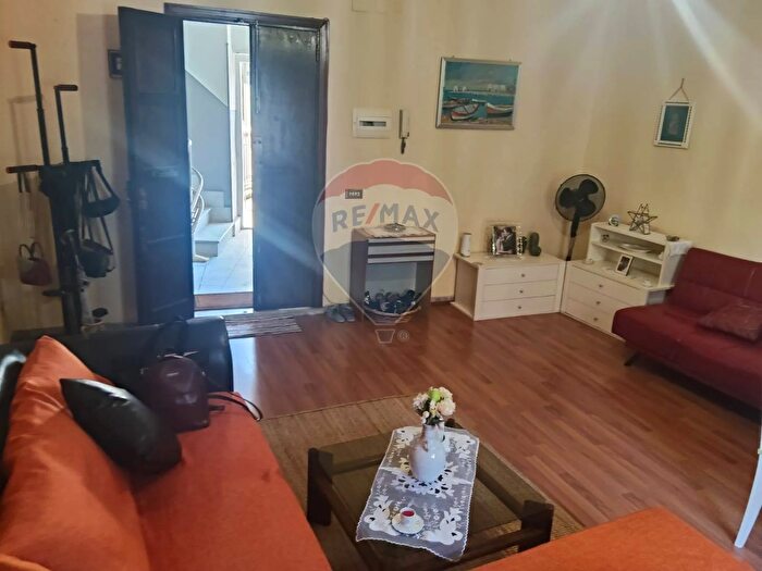 Appartamento con 7 locali in vendita in Via Etnea, Catania