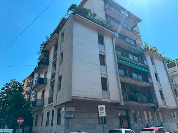 Appartamento bilocale in vendita in Via Sebastiano del Piombo, Milano