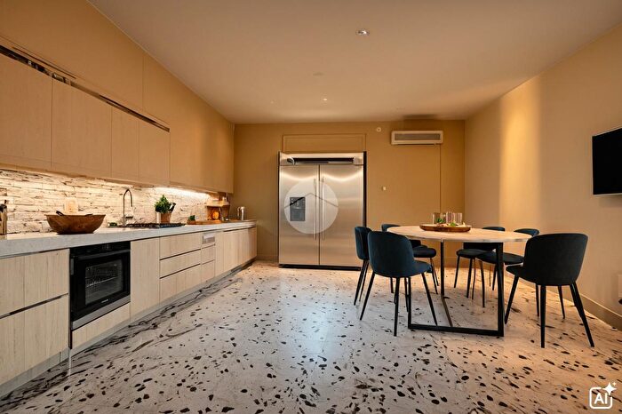 Appartamento trilocale in vendita in Via J F Kennedy, Casoria