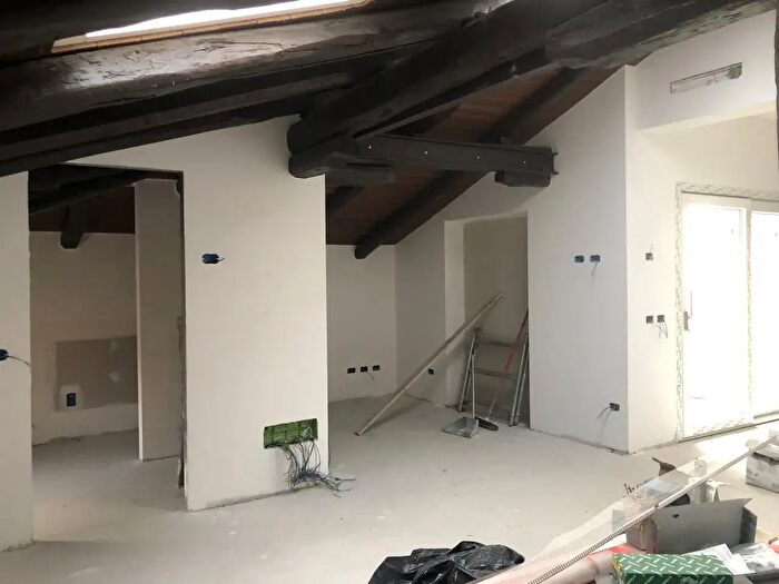 Appartamento quadrilocale in vendita in Via Elio Bragaglia, Bologna