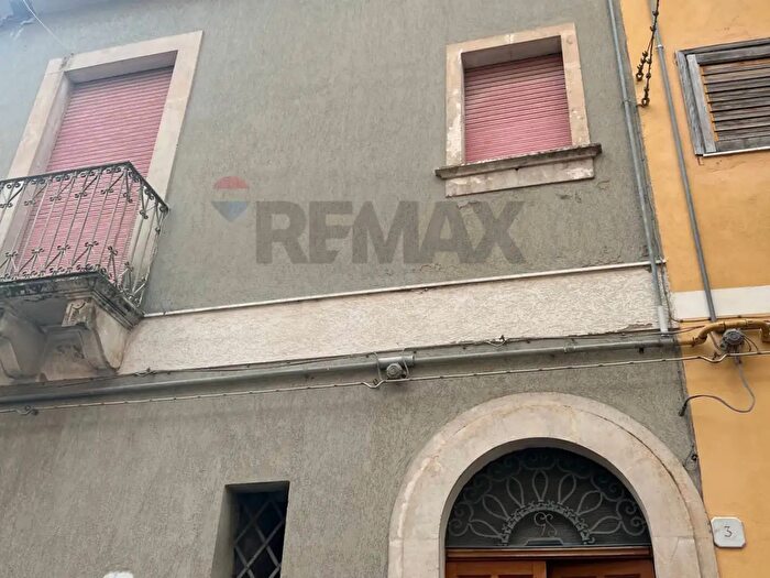 Casa con 5 locali in vendita in Cortile Attanasio, Biancavilla