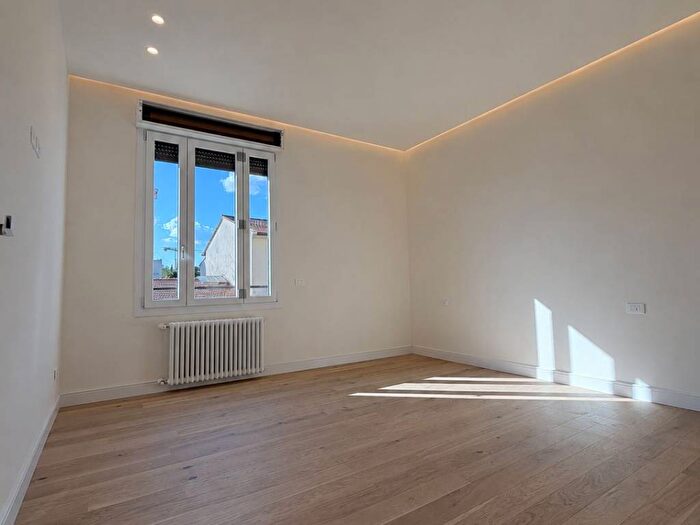 Appartamento bilocale in vendita in Via Gaetano Donizetti, Porta al Prato San Jacopino, Firenze