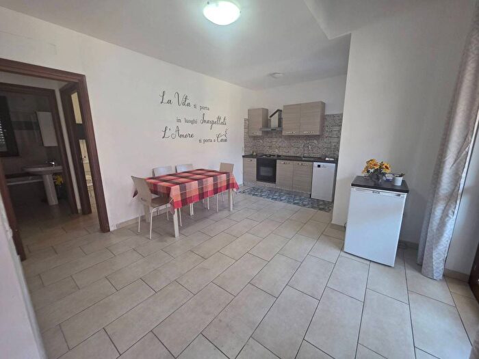 Casa trilocale in affitto in Via Salvatore Barzilai, Anagnina, Roma