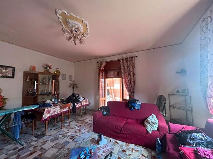 Appartamento con 5 locali in vendita in Via Prof a dAmico, Meri