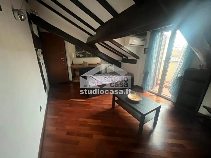 Casa monolocale in affitto in Viale Abruzzi, Milano