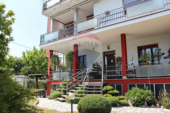 Appartamento quadrilocale in vendita in Capriate San Gervasio