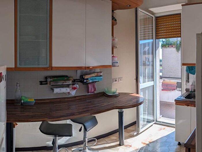 Appartamento trilocale in affitto in Via Ercole Ricotti, Bovisa, Milano