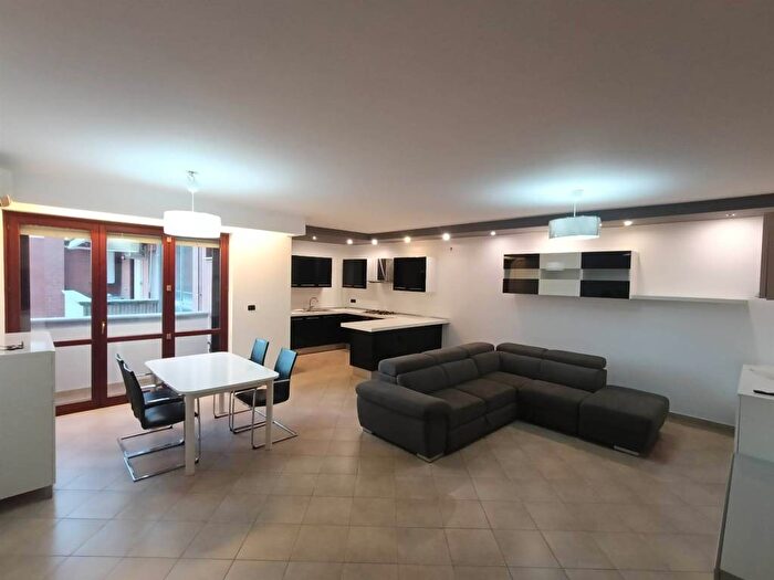 Appartamento trilocale in affitto in Casale Materdomini, Brindisi