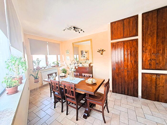 Appartamento quadrilocale in vendita in Vocabolo Macchia, Lugnano In Teverina