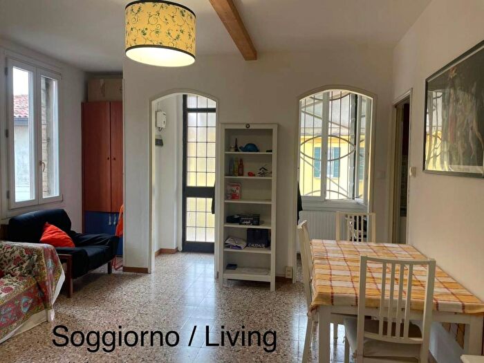Appartamento trilocale in affitto in Via Francesco Marzolo, Portello Ospedali, Padova