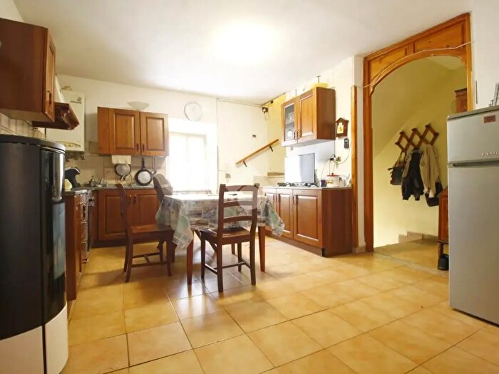 Appartamento bilocale in vendita in Corso Giacomo Matteotti, Canino