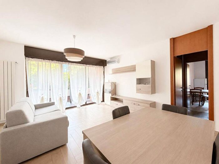 Appartamento bilocale in affitto in via giuseppe verdi, Milano, Basiglio