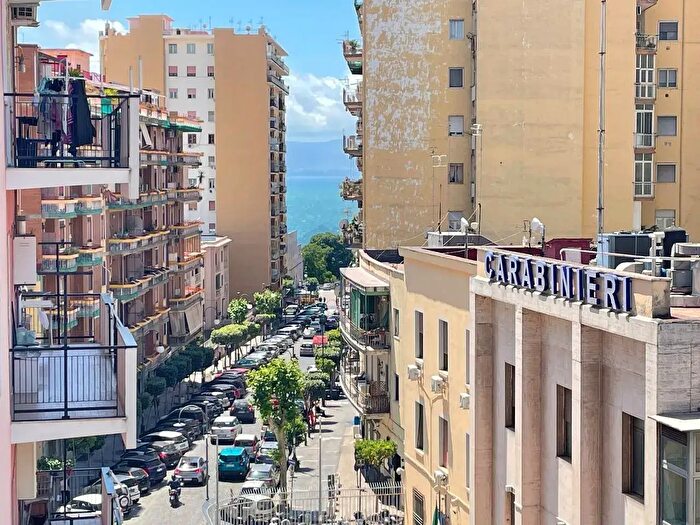 Appartamento con 5 locali in vendita in Via Iacono, Torre Annunziata