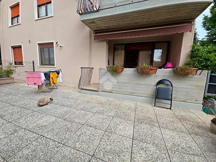 Appartamento trilocale in vendita in Via Pace, Pescantina