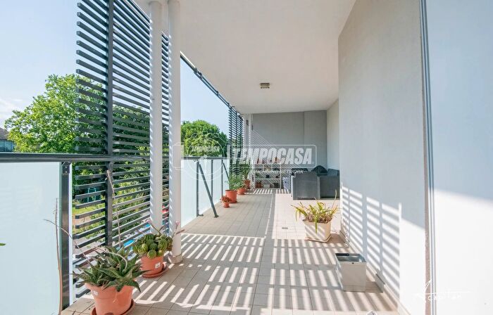 Appartamento trilocale in vendita in Via Chiaviche, Cesena