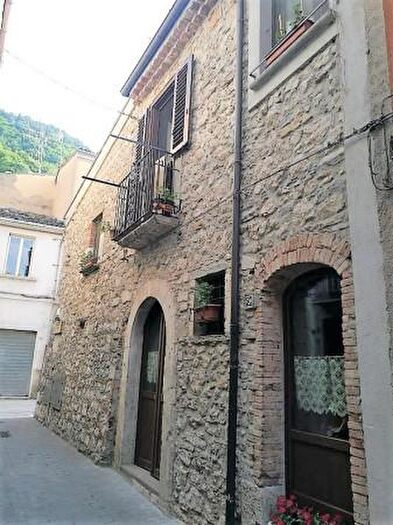 Casa con 6 locali in vendita in Corso Umberto I, Bojano