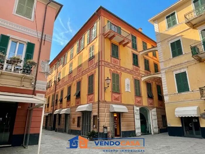 Appartamento trilocale in vendita in Via Camillo Benso di Cavour, Loano