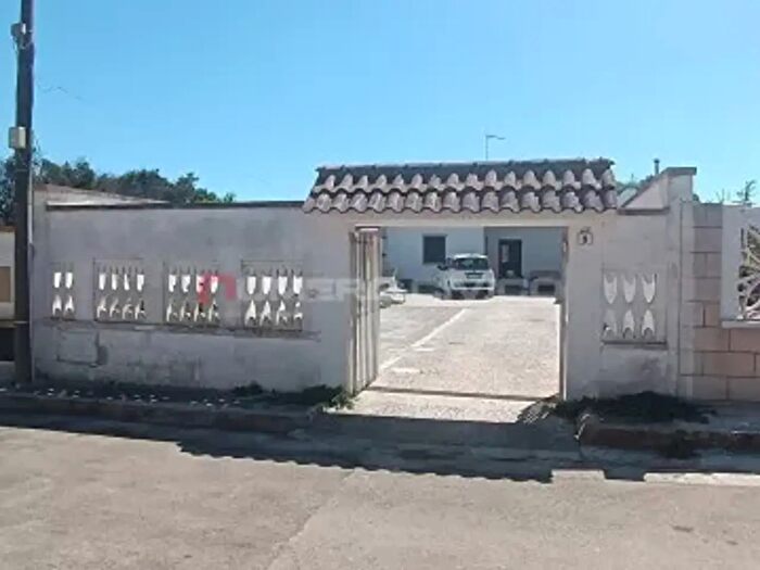 Casa trilocale in vendita in Via dell'Acquario, Lecce