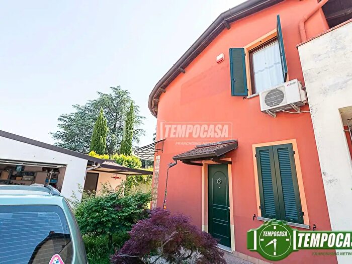 Casa trilocale in vendita in Via Cascina Malatera, Soresina