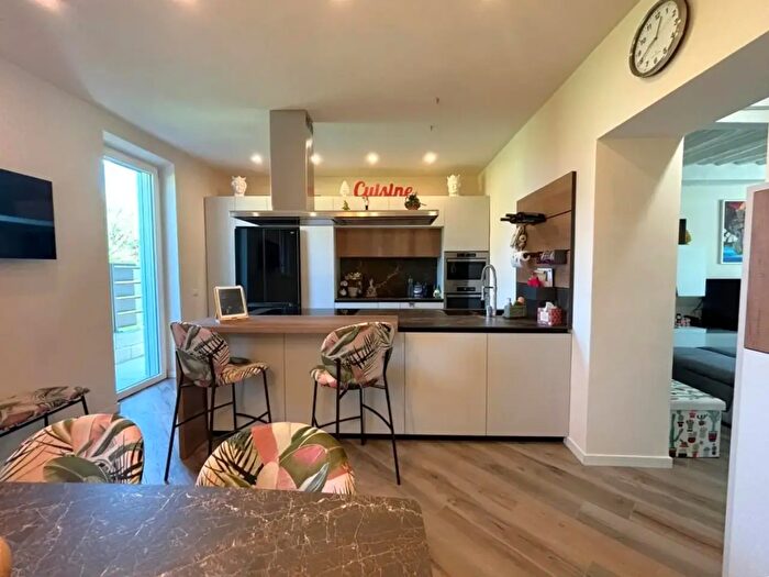 Case in Vendita e in Affitto - 3