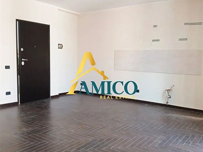 Appartamento trilocale in affitto in Via Francesco Petrarca, Bagheria