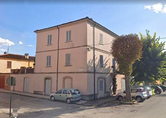 Appartamento con 6 locali in vendita in Urbania
