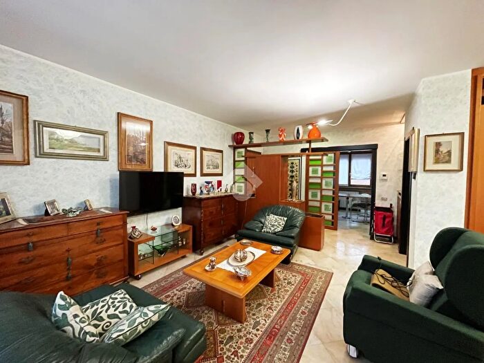 Appartamento quadrilocale in vendita in Via Karl Marx, Peschiera Borromeo