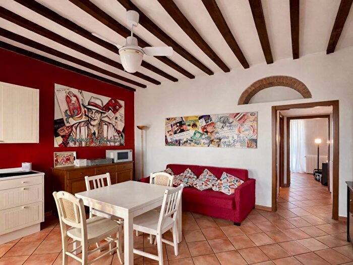 Appartamento bilocale in affitto in Via Vigevano, Navigli Darsena, Milano