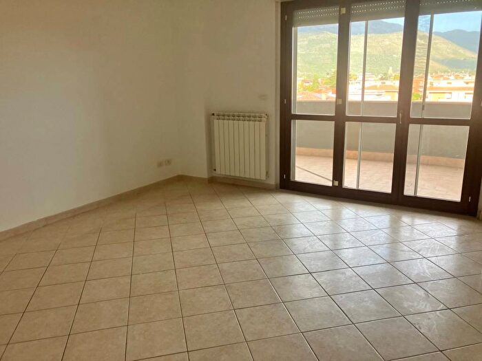 Appartamento quadrilocale in affitto in Via Lelia Caetani, Carrara Pontenuovo, Sermoneta