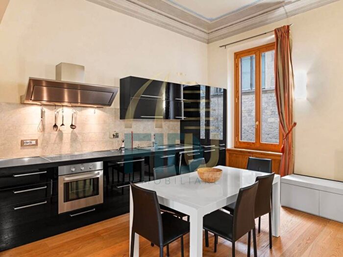 Appartamento quadrilocale in affitto in Piazza dei Mozzi, San Niccolò, Firenze