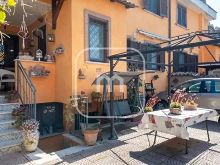 Casa con 6 locali in vendita in Via di Malafede, Roma