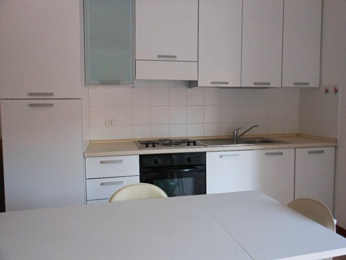 Appartamento trilocale in affitto in Villa San Martino, Pesaro