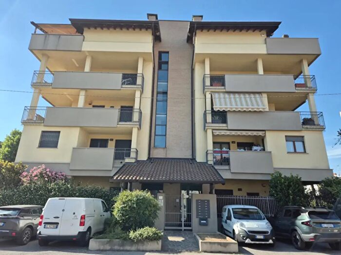 Appartamento bilocale in vendita in Via Luigi Canonica, Lissone
