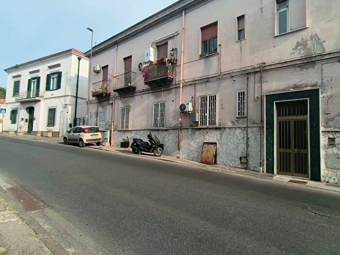 Appartamento bilocale in affitto in Via Suolo San Gennaro, Pozzuoli Alta, Pozzuoli