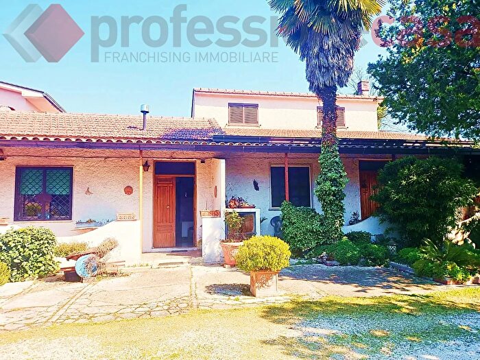 Casa con 5 locali in vendita in Via Scardone, Piedimonte San Germano