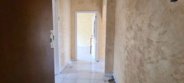 Appartamento trilocale in vendita in Via Latina, Catanzaro