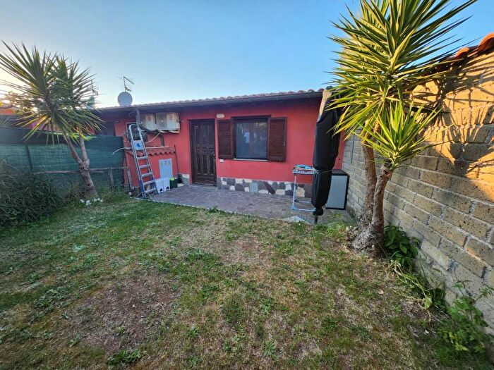 Appartamento bilocale in affitto in Via delle Ginestre, San Cesareo