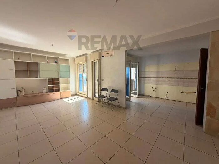 Appartamento quadrilocale in vendita in Viale San Teodoro, Catania