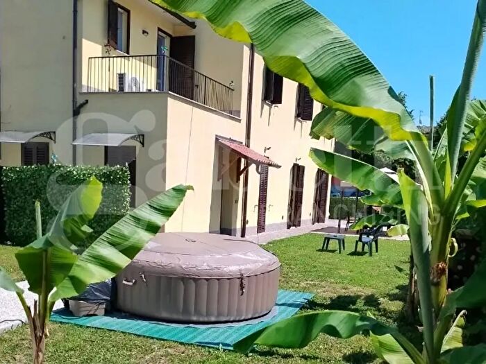 Casa con 8 locali in vendita in Via Sola, SantAgata Bolognese