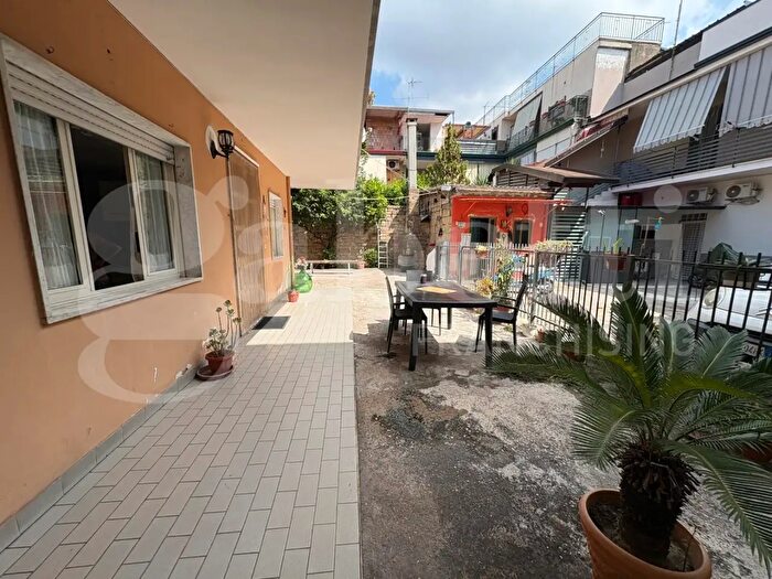 Appartamento quadrilocale in vendita in Via Roma, Orta Di Atella
