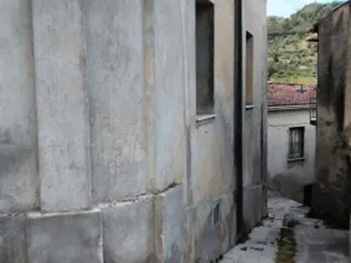 Appartamento bilocale in vendita in Via Fabiani, Grotteria