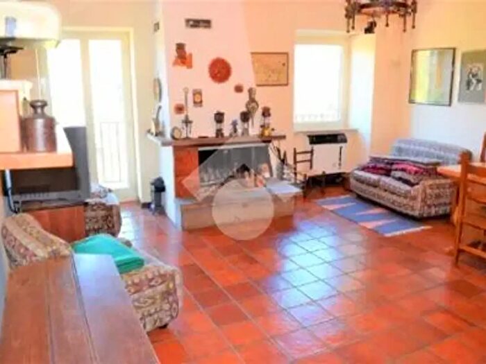 Casa quadrilocale in vendita in Piazza Castello, Sante Marie